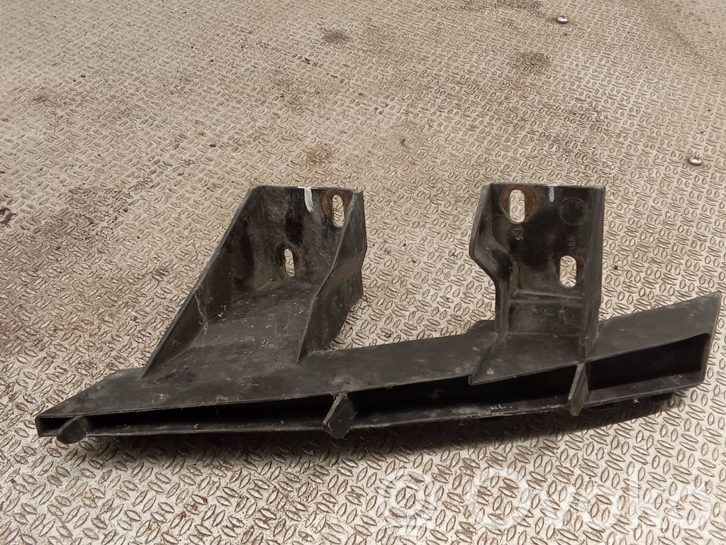 Soporte del parachoques delantero   4L0807334A