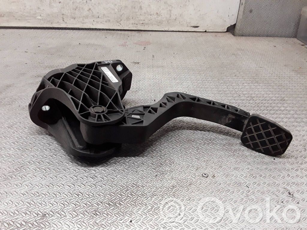 Volkswagen Golf V Kytkinpoljin 