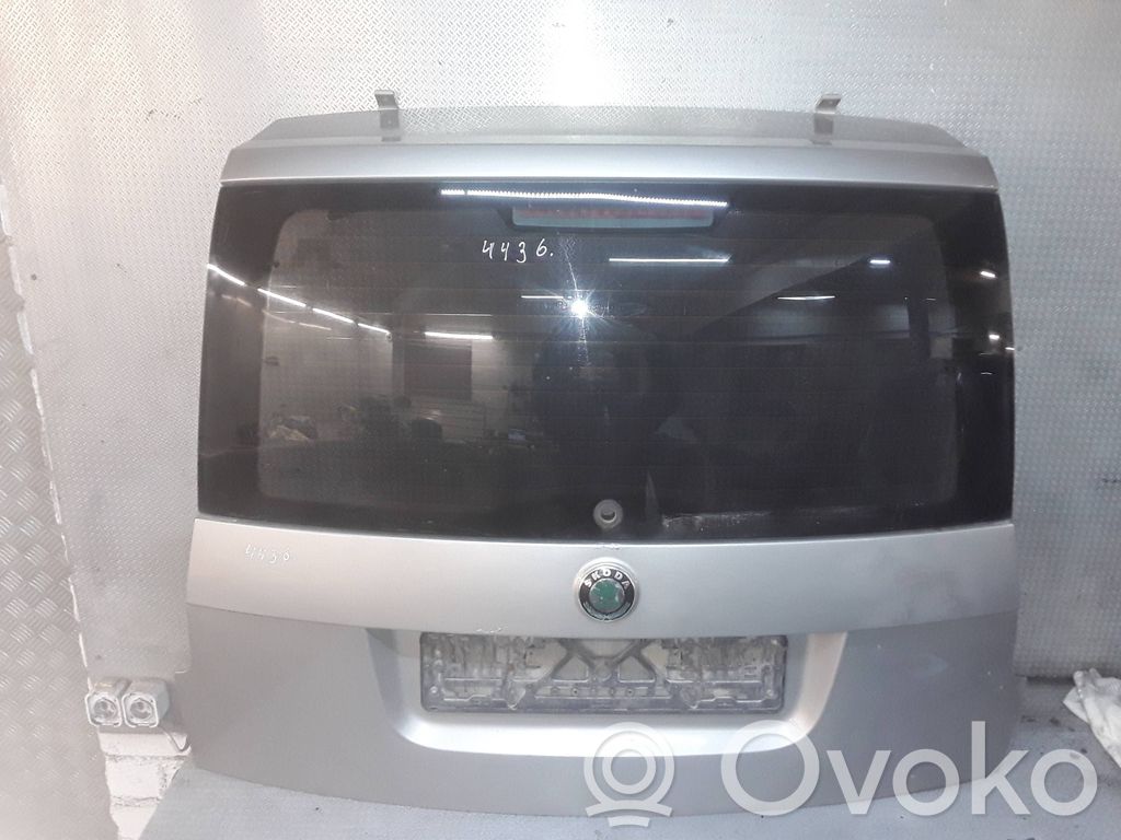 Tailgate/trunk/boot lid