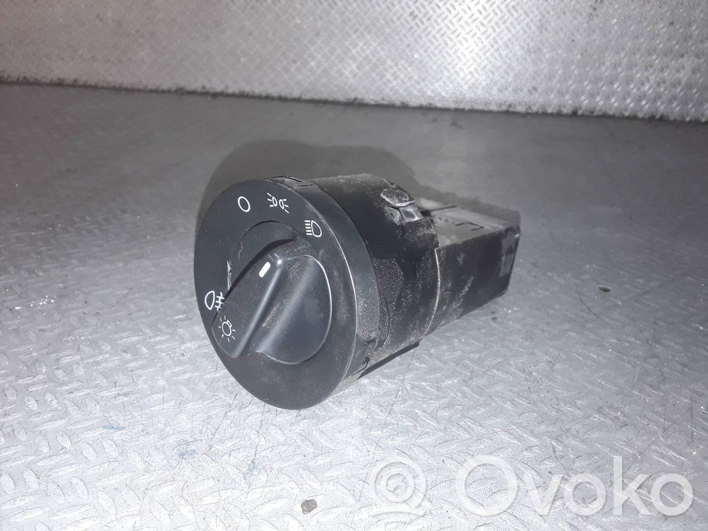 Comutator lumini   3B0941531B