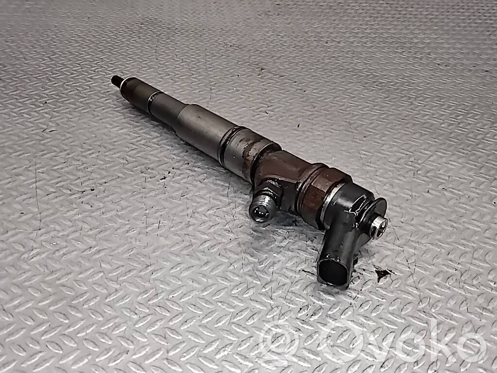 Inyector de combustible   7794652,0445110212