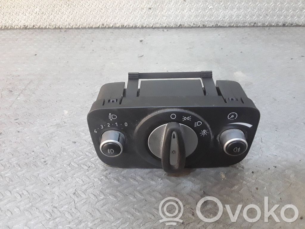 Interruptor de luz   13A024CB