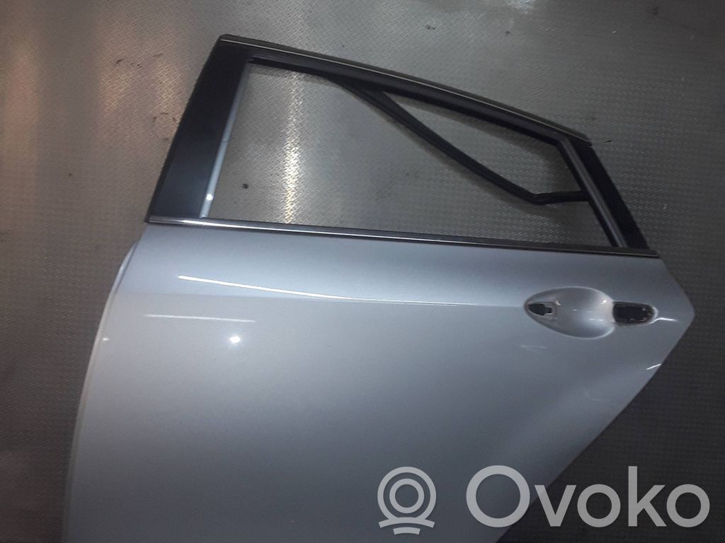 Rear door