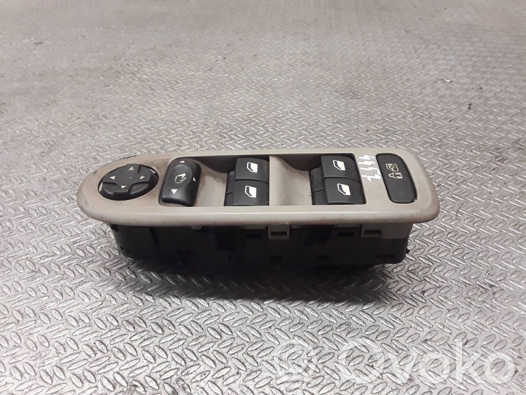 Citroen C5 Electric window control switch 