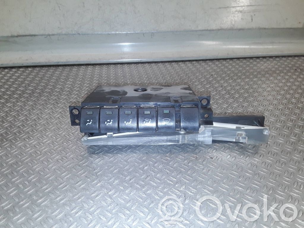 Climate control unit   7451063G