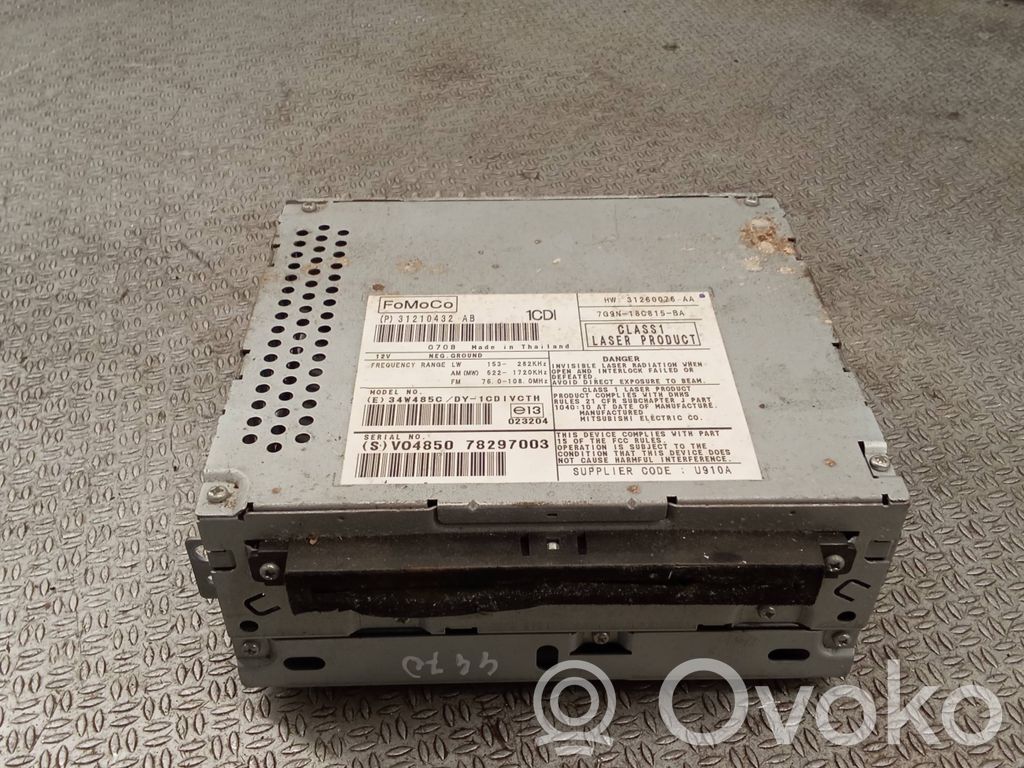 Volvo V70 Radio/CD/DVD/GPS head unit 
