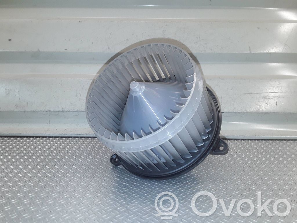 Mazā radiatora ventilators   5242673401