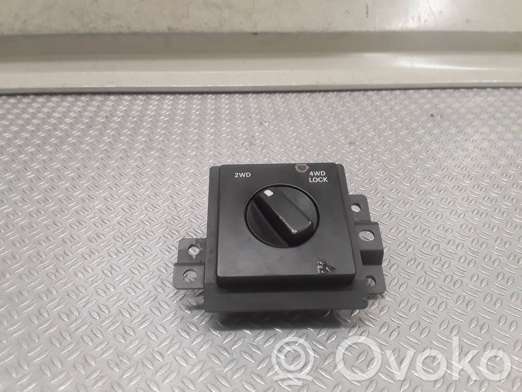 Dodge Nitro Differential lock switch 