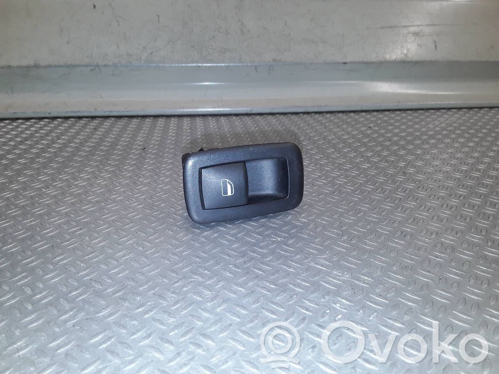 Dodge Nitro Electric window control switch 