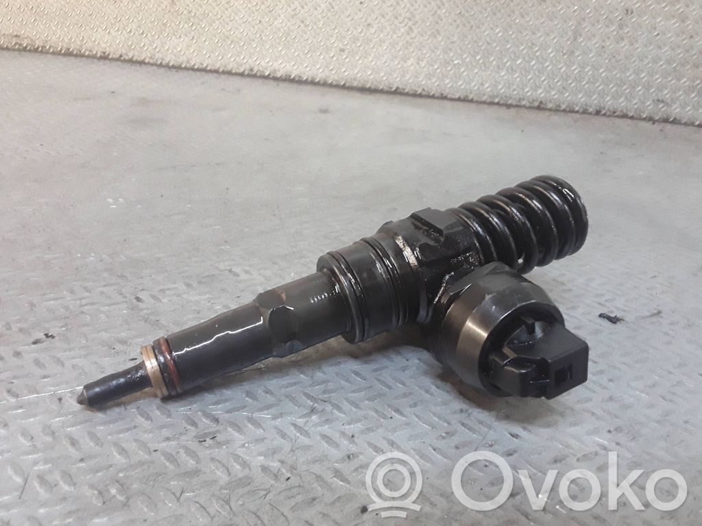 Audi A2 Fuel injector 