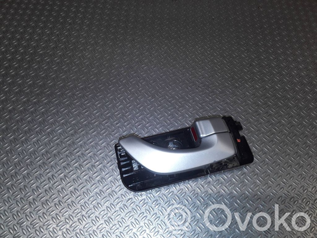 Manecilla interna puerta trasera   83623NF000