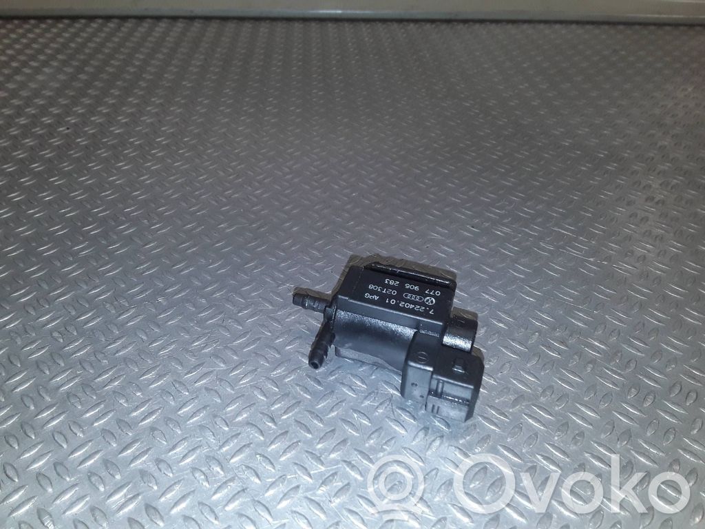 Audi A8 S8 D3 4E Vacuum valve 