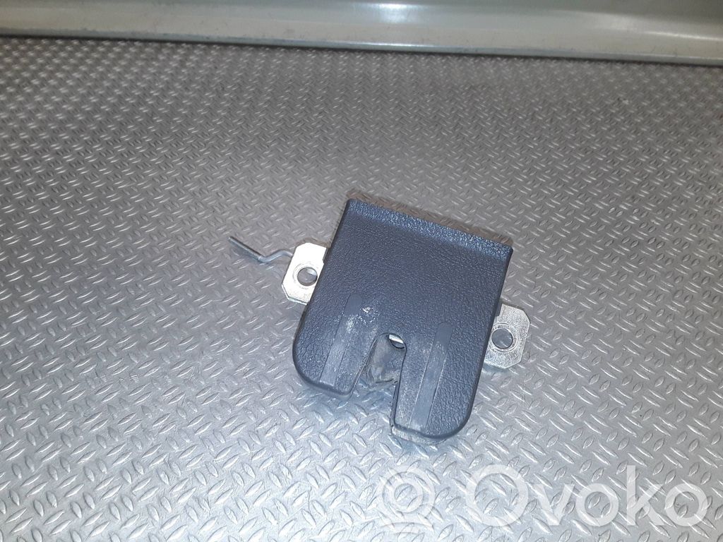 Volkswagen Polo IV 9N3 Cierre/cerradura/bombín del maletero/compartimento de carga 