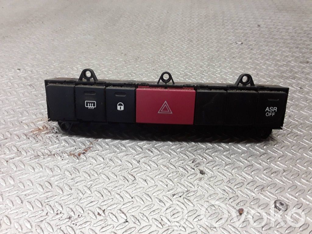 Hazard light switch   7355861650