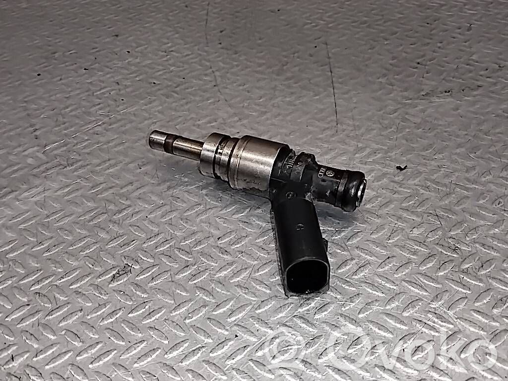 Audi A6 S6 C6 4F Fuel injector 