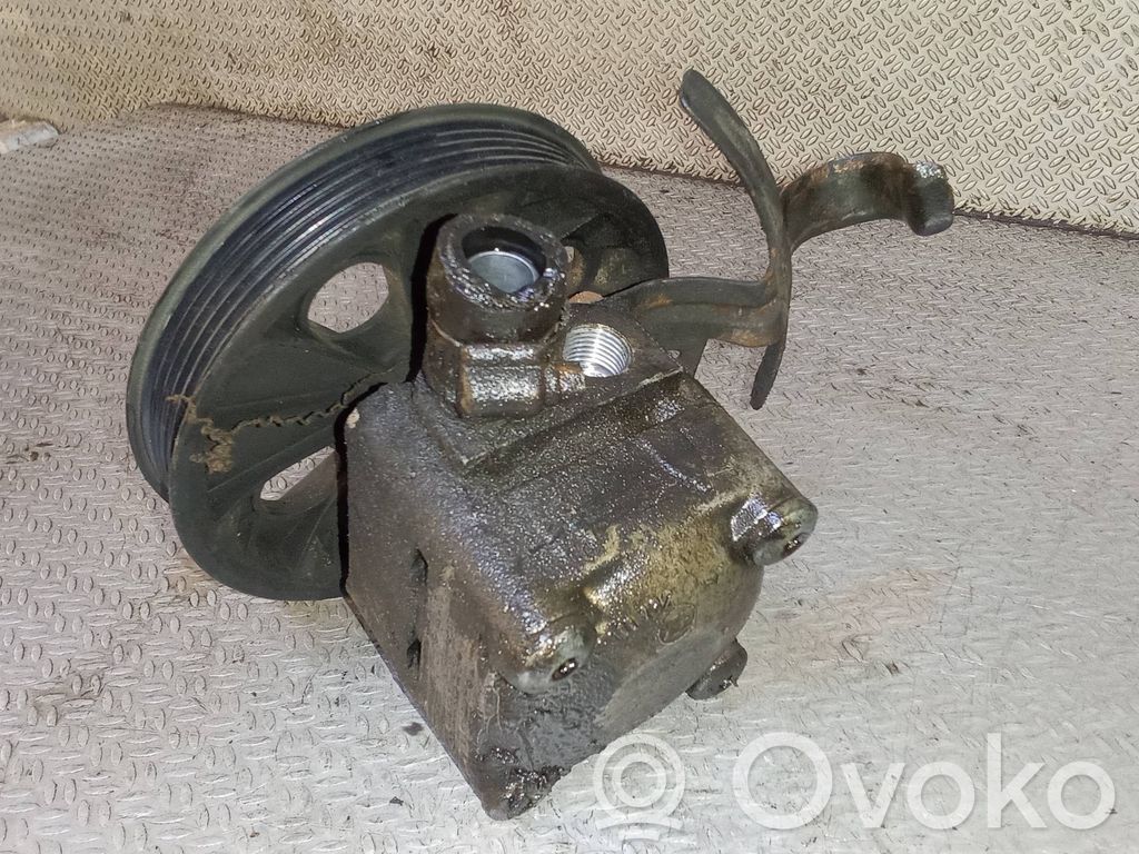 Volvo S80 Power steering pump 