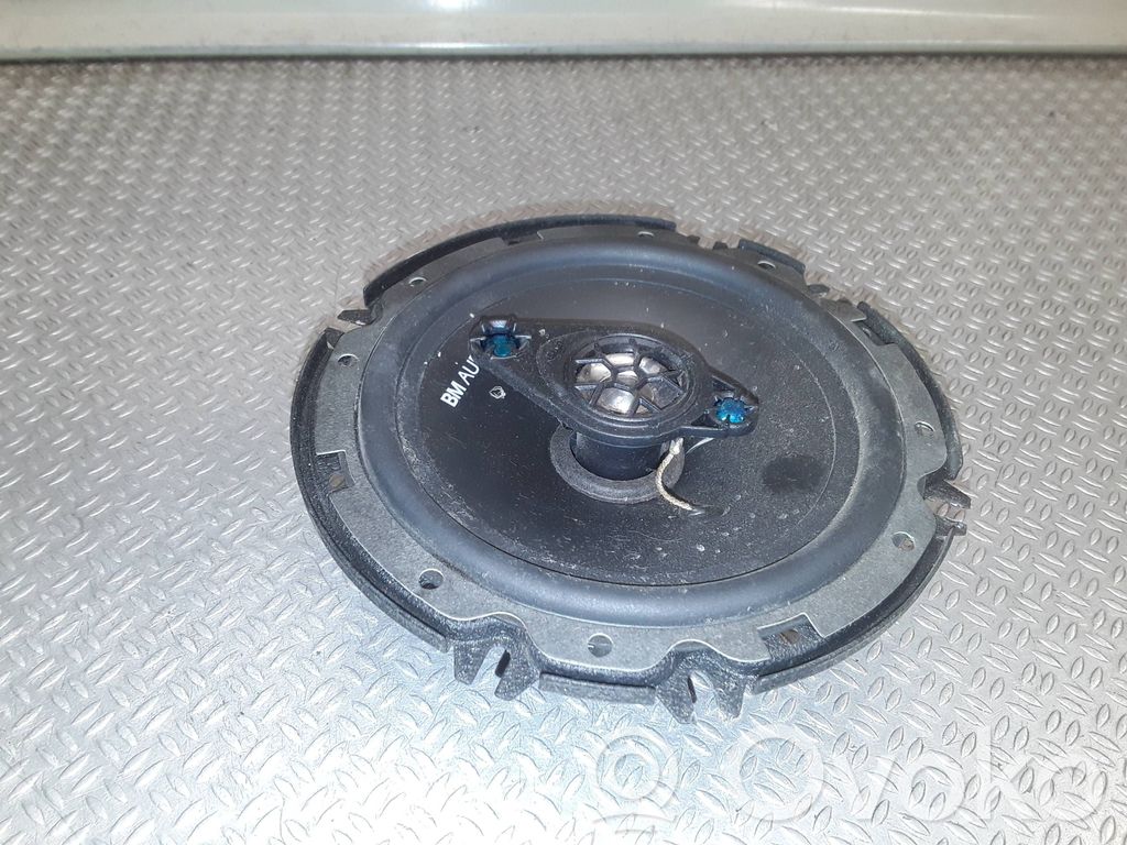 Front door speaker   WJ1S66V4