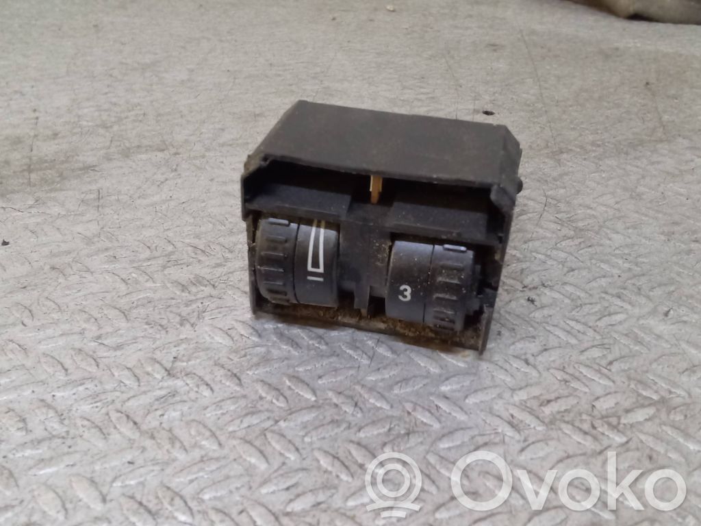 Volkswagen Caddy Headlight level height control switch 