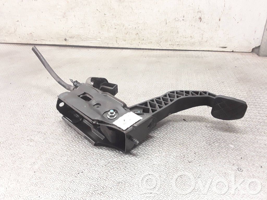 Audi A2 Clutch pedal 