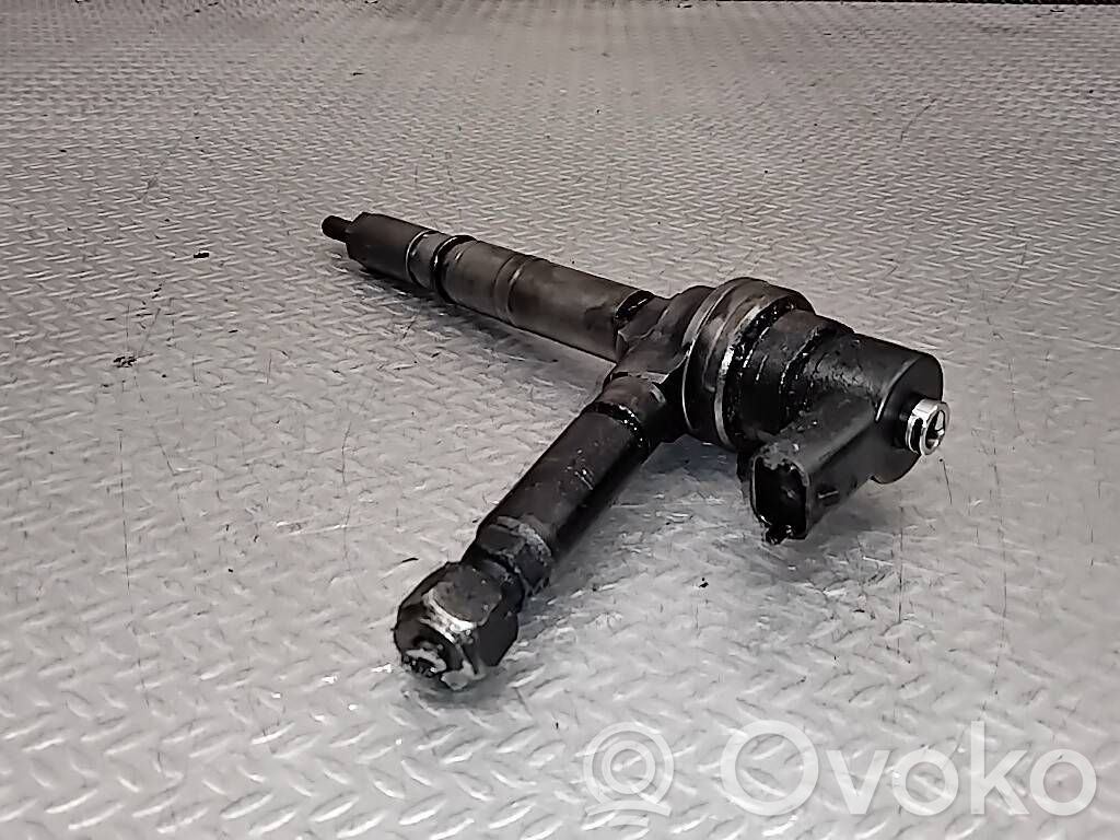 Injecteur de carburant   0445110175