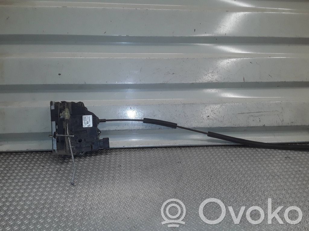Opel Corsa D Front door lock 