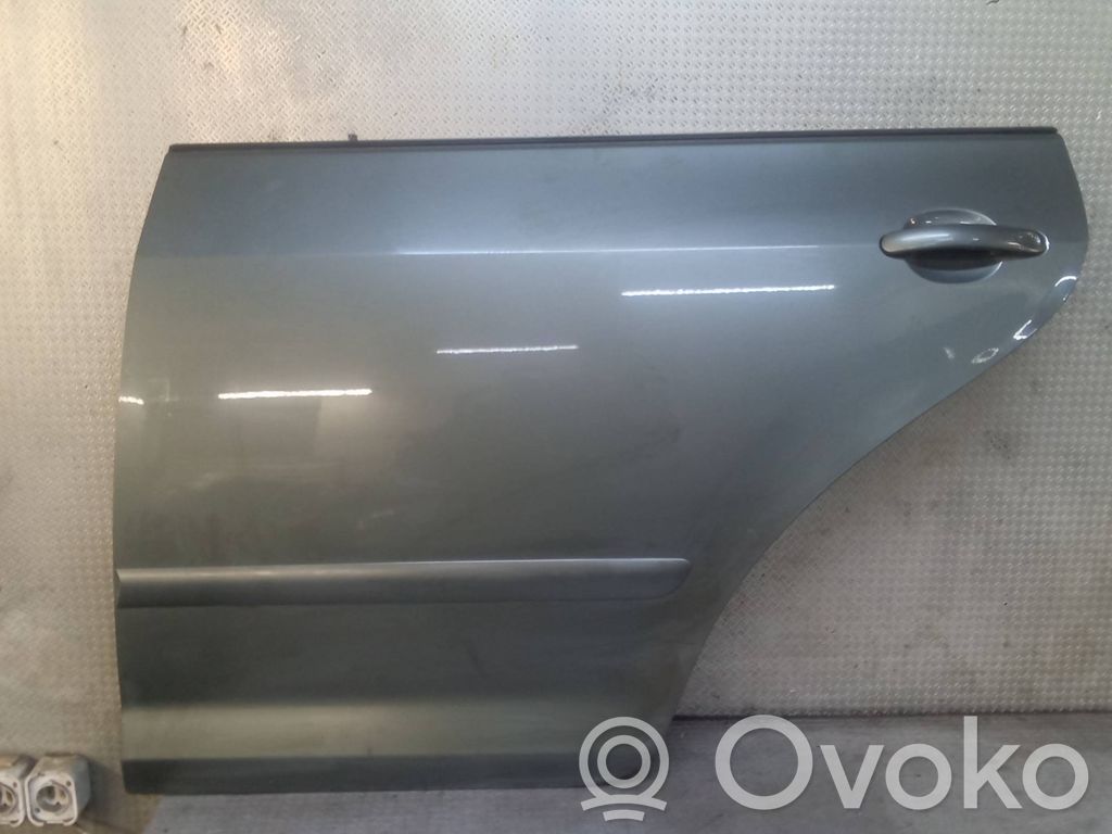 Rear door