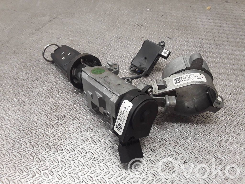 Ignition lock   13243373,90370120832