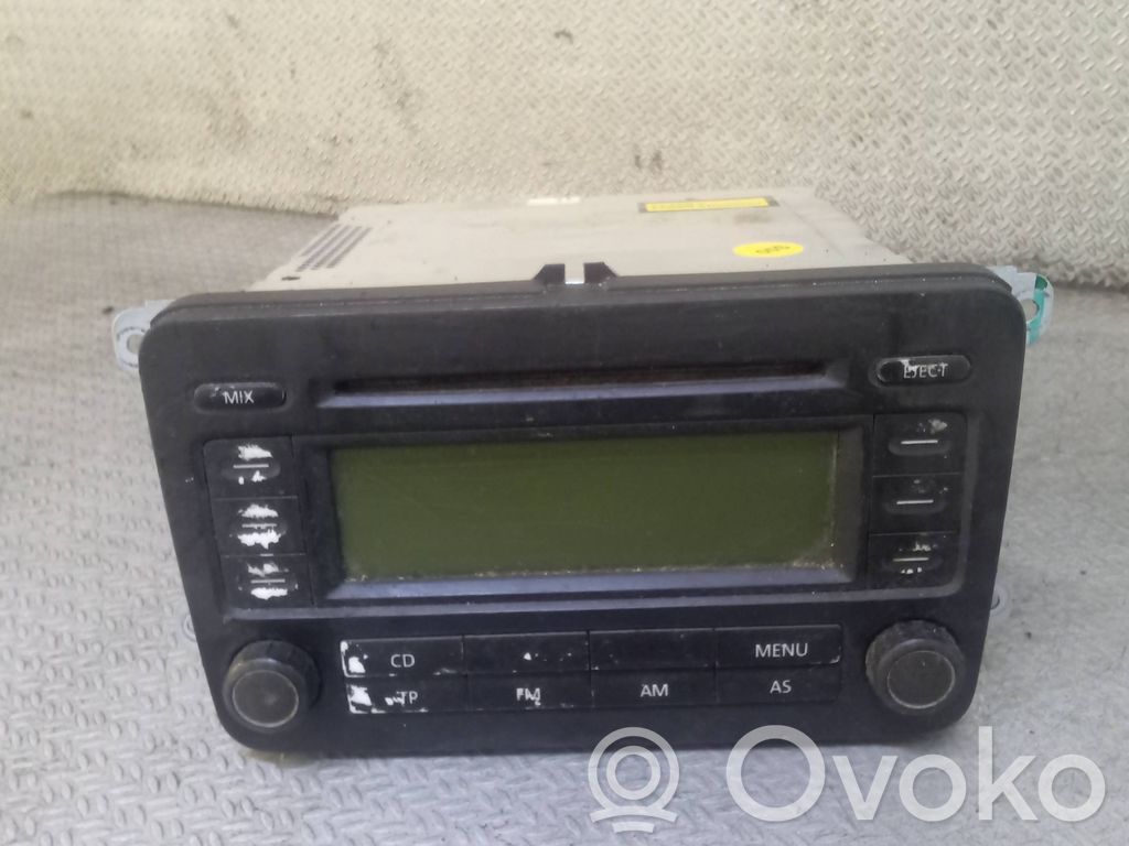 Radio / CD-Player / DVD-Player / Navigation