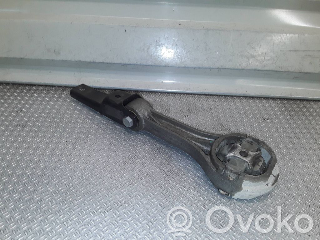 Volkswagen Up Engine mount bracket 