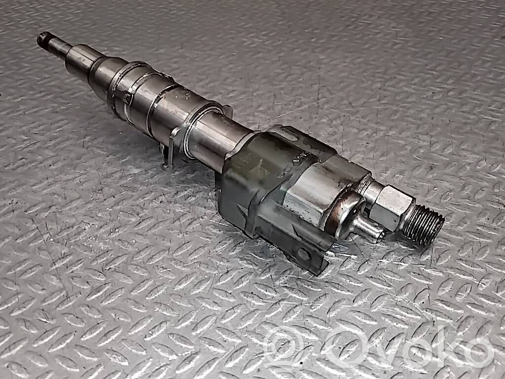 BMW 3 E90 E91 Fuel injector 