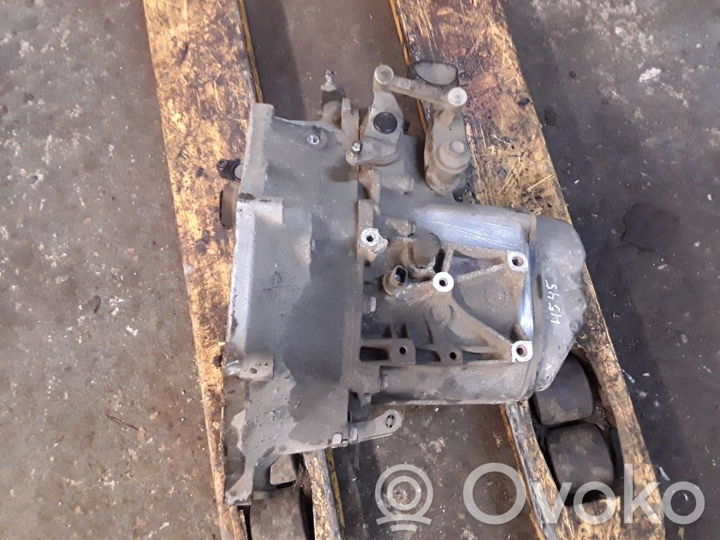 5 Gang Schaltgetriebe   20A701,1130511