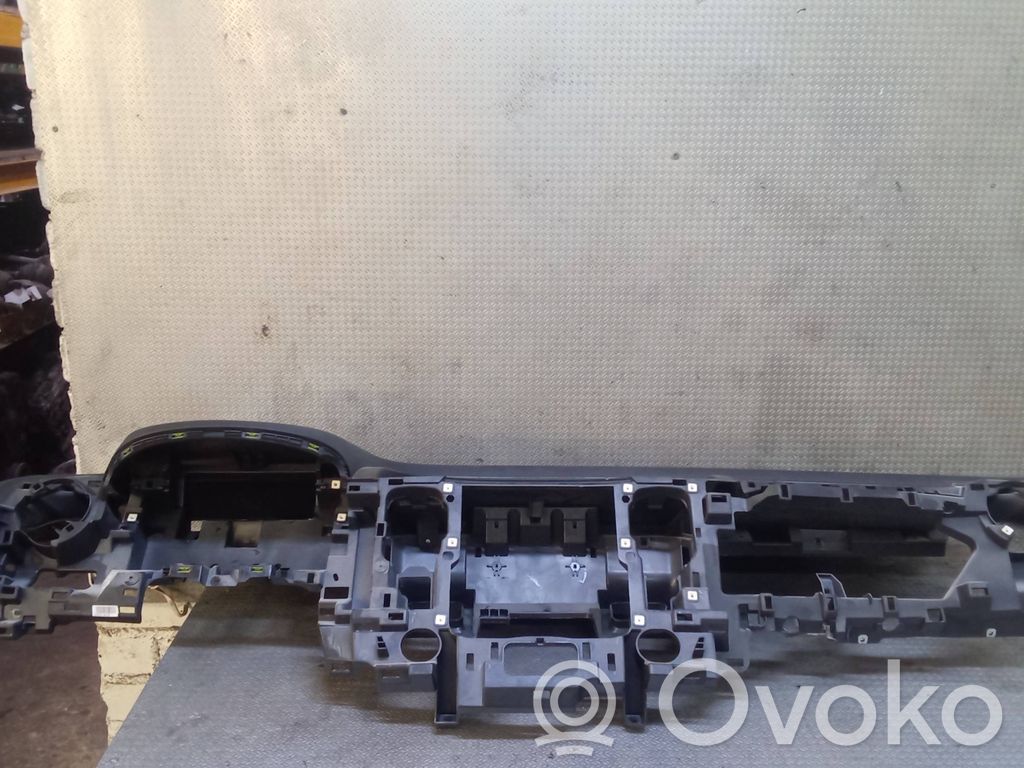 Renault Trafic III (X82) Panel de instrumentos 