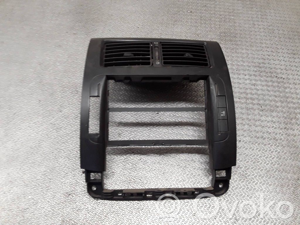 Dash center air vent grill