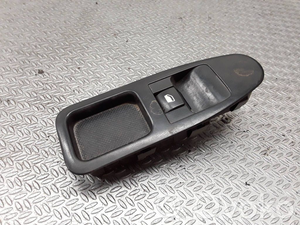 Electric window control switch