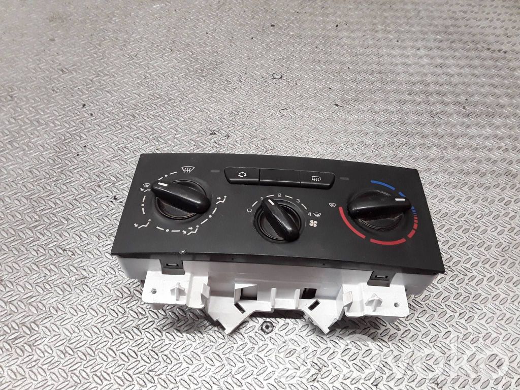 Unidad de control climatización   170740100