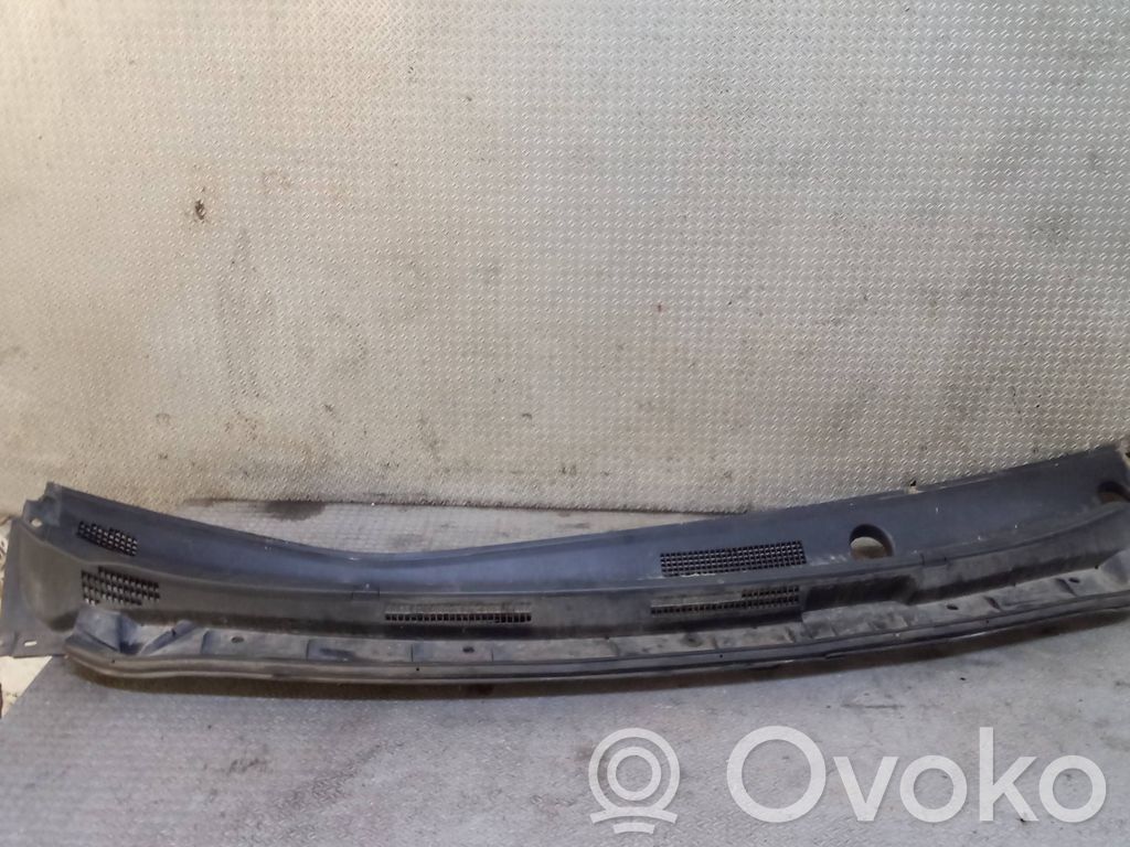 Nissan Note (E12) Pyyhinkoneiston lista 