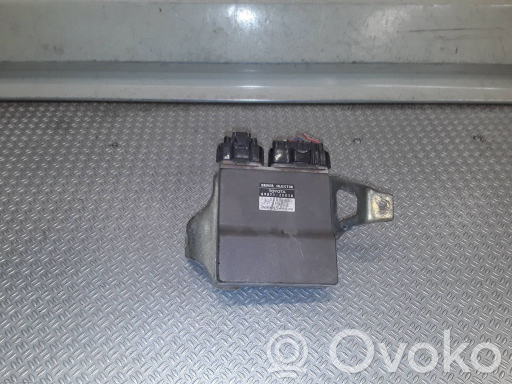 Toyota Avensis Verso Centralina/modulo impianto di iniezione