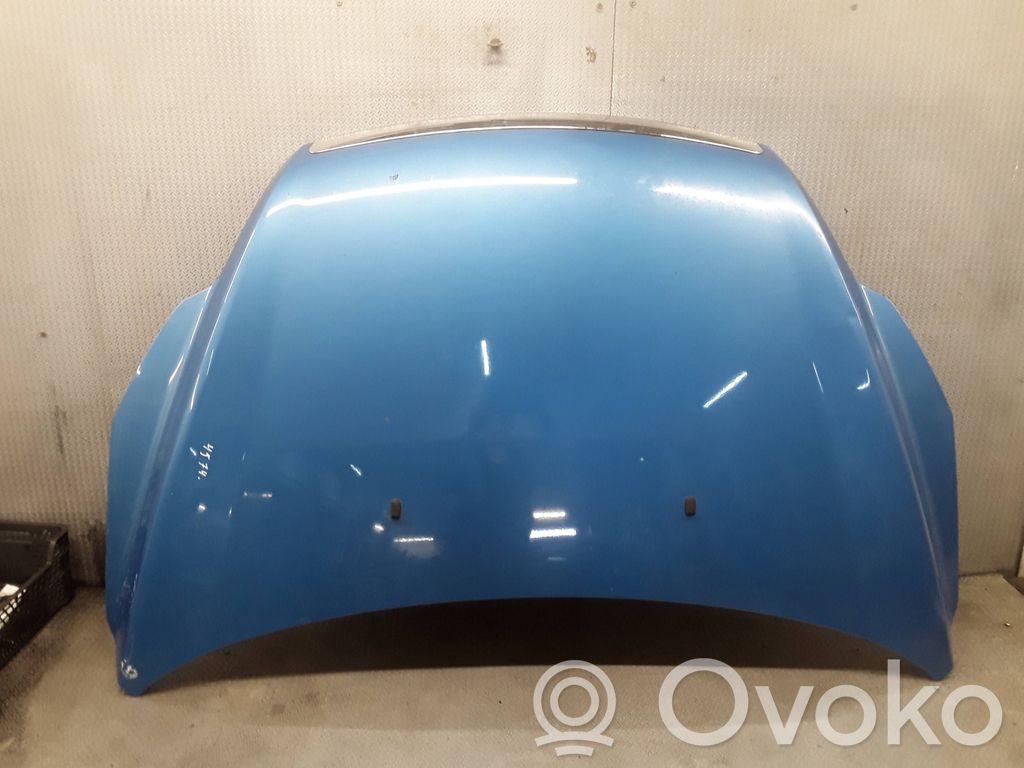 Couvercle, capot moteur
