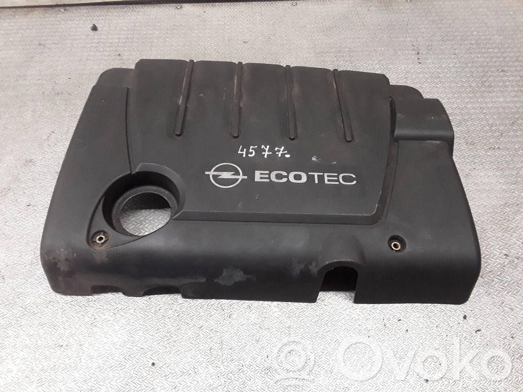 Opel Zafira B Capac protecție motor 