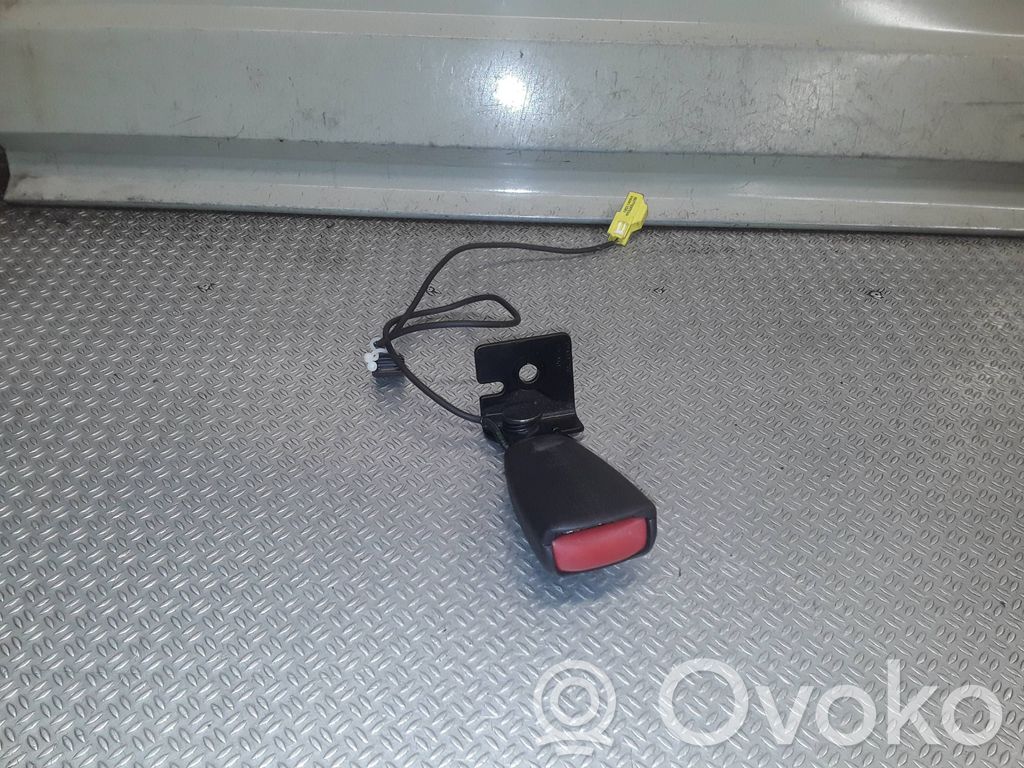Boucle de ceinture de sécurité arrière   8686941