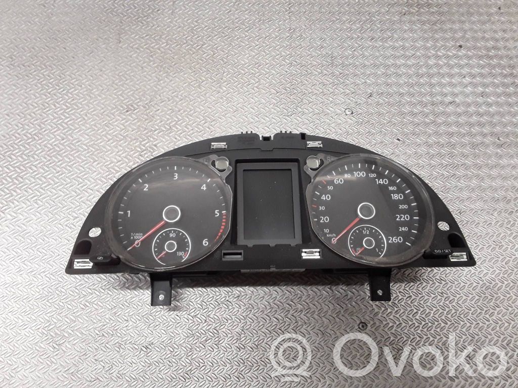 Geschwindigkeitsmesser Cockpit   3AA920870D