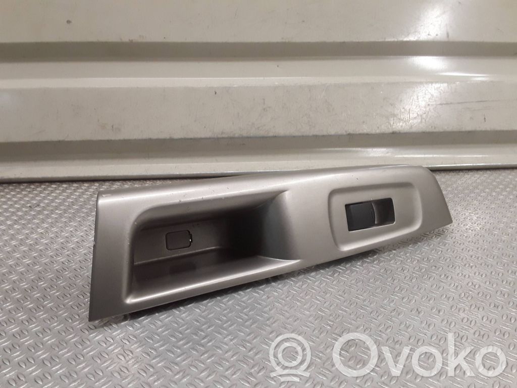 Subaru Impreza III Interruptor del elevalunas eléctrico 