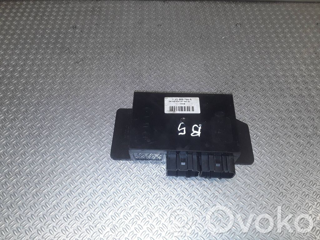 Volkswagen PASSAT B5 Modul confort 