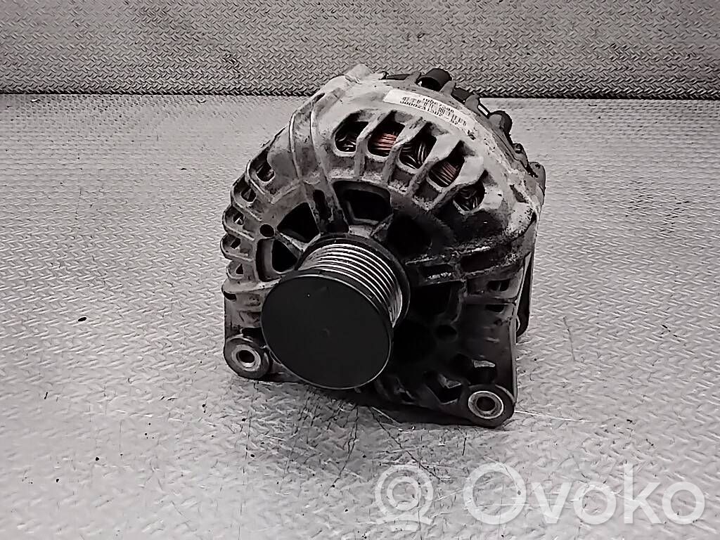 Nissan Primastar Generatore/alternatore 