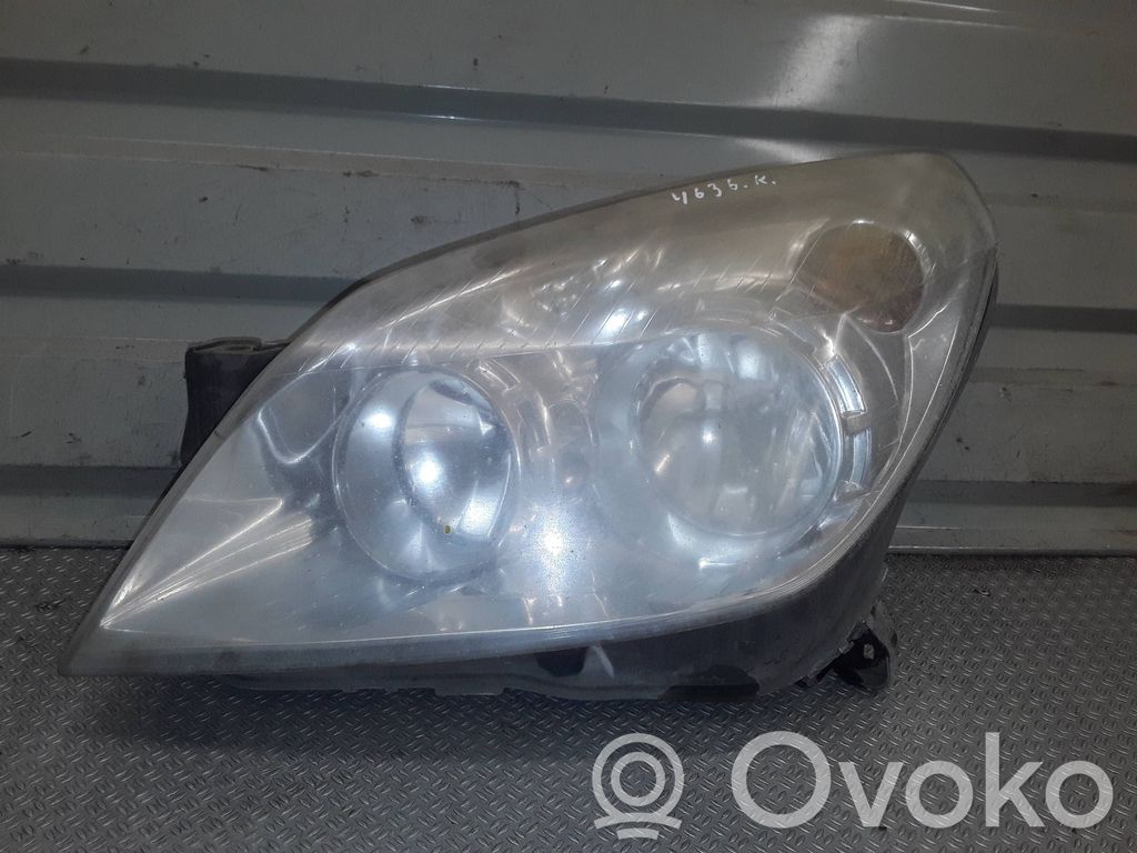 Opel Astra H Faro/fanale 