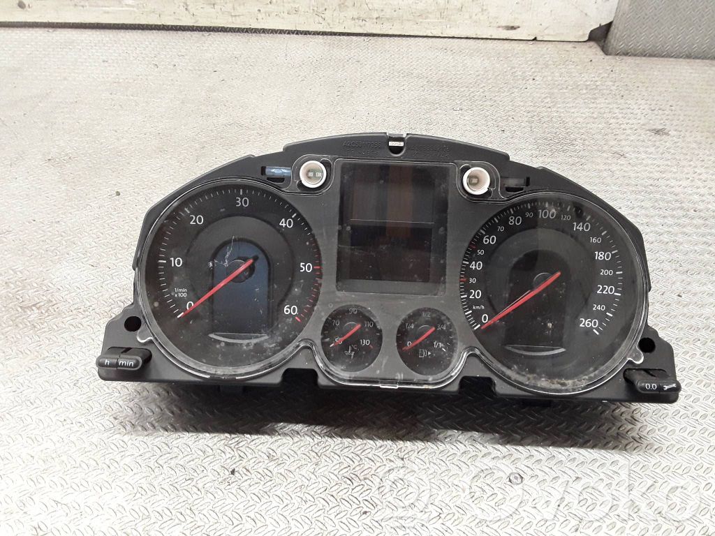 Tachimetro (quadro strumenti)   V0002000,3C0920860N