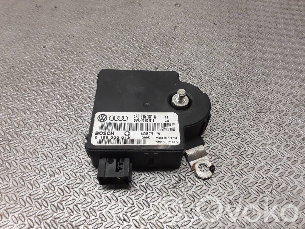 Maitinimo valdymo blokas   4F0915181A,0199000013