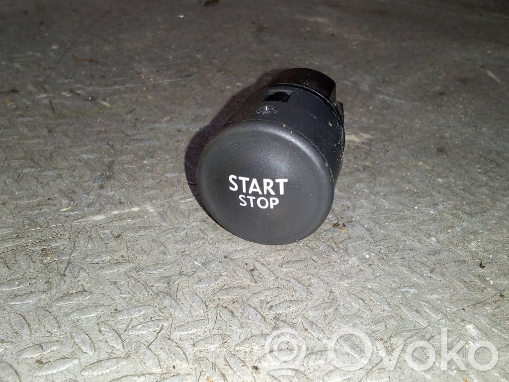 Renault Laguna III Bouton poussoir de démarrage du moteur