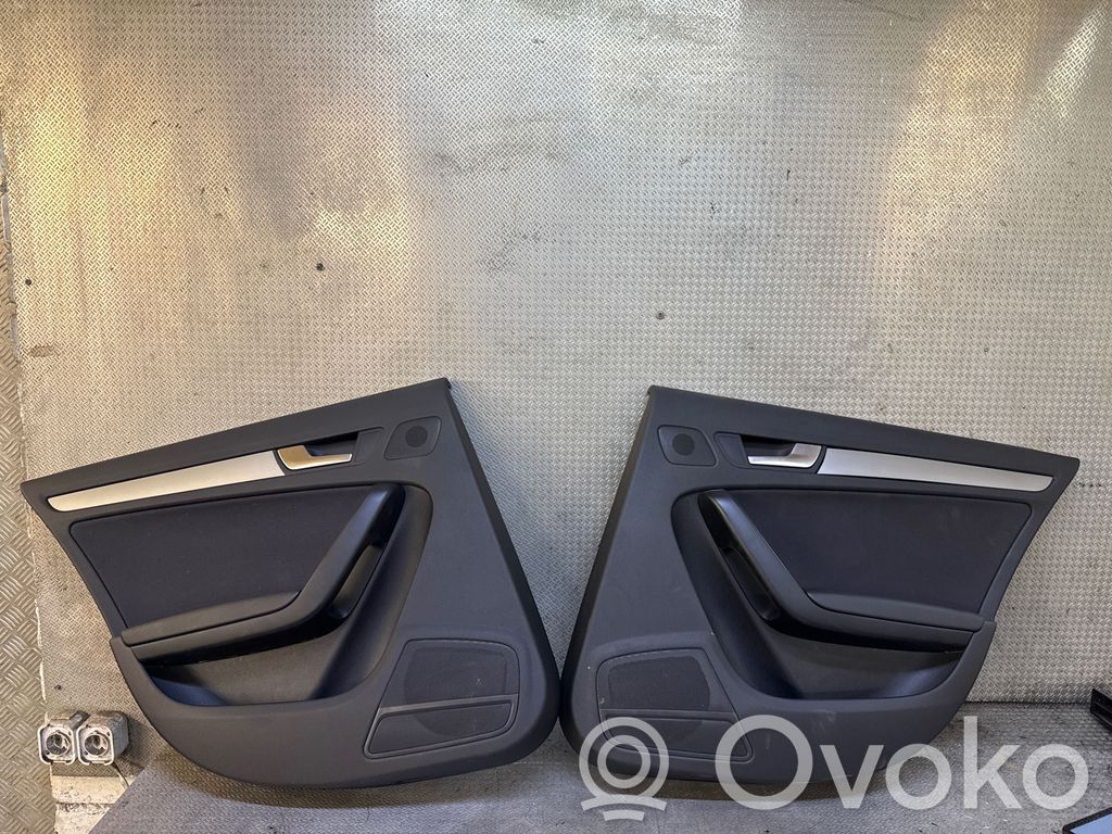 Audi A4 S4 B8 8K Set di rivestimento del pannello della portiera 
