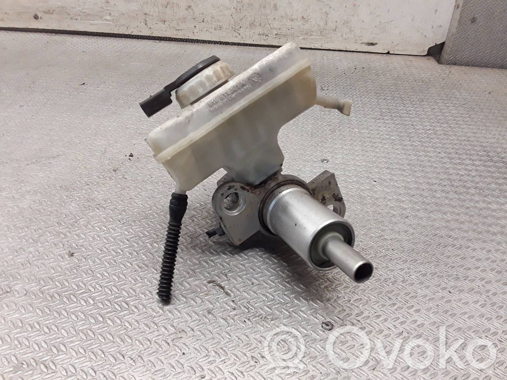 Audi A4 S4 B8 8K Maître-cylindre de frein